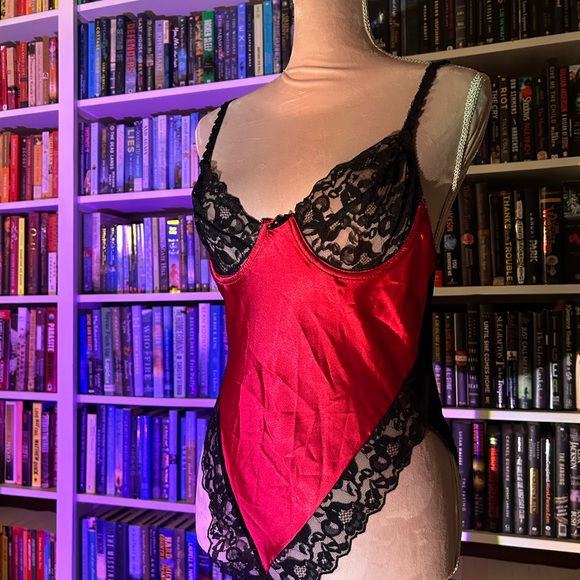 FREE WP Vintage La Vie En Rose red and black lingerie piece bodysuit - Picture 1 of 6